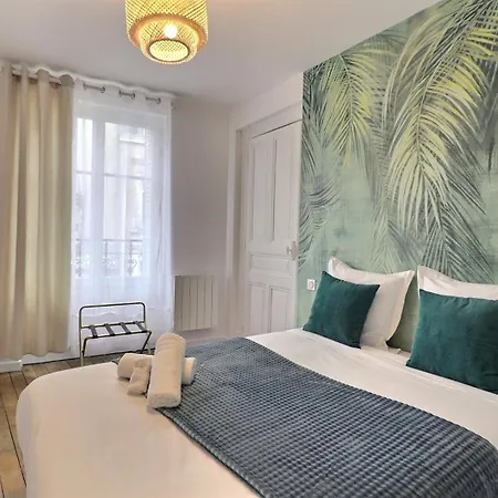 Le Cocon Des Halles * Ideal Couple Ou Solo * Wifi * Elegance * Pieds Des Halles * Troyes