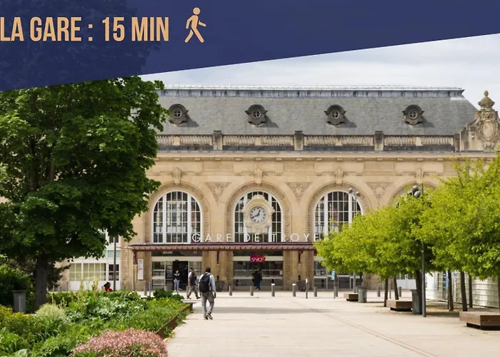 Le Cocon Des Halles * Ideal Couple Ou Solo * Wifi * Elegance * Pieds Des Halles Apartment Troyes